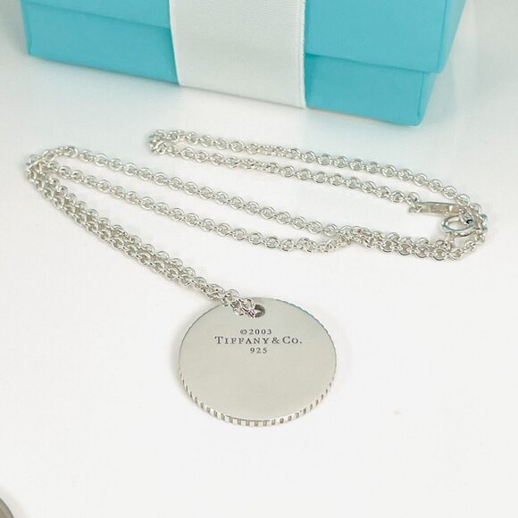 16" Tiffany Round Coin Edge Engravable Pendant on 1.5mm Link Chain Necklace - Picture 12 of 16